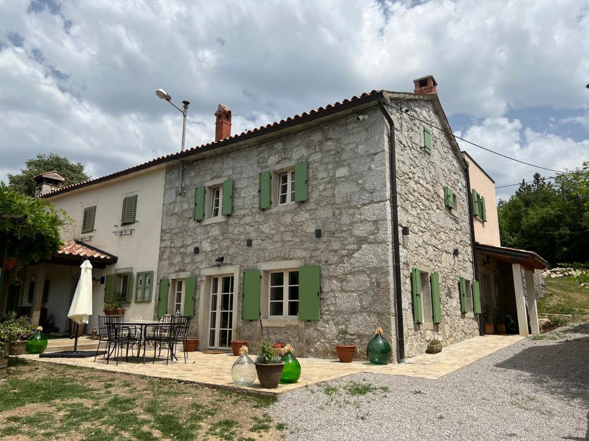Villa Mavrici, Neighbors Free Бузет Екстер'єр фото
